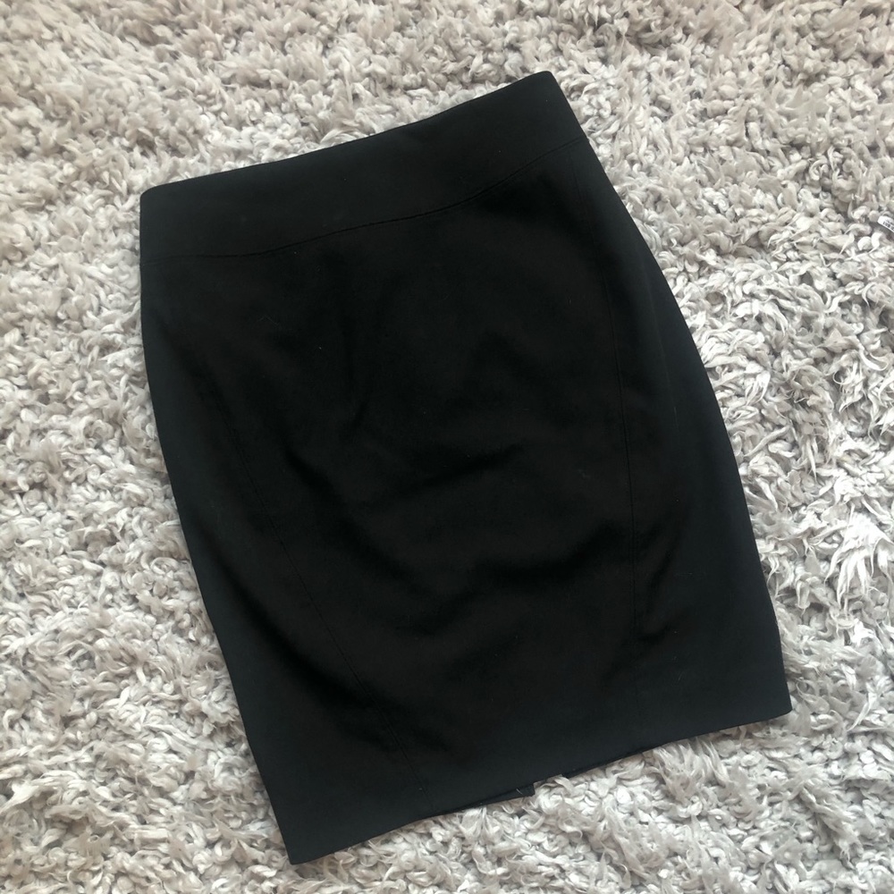 NWOT LOFT Black Pencil Skirt